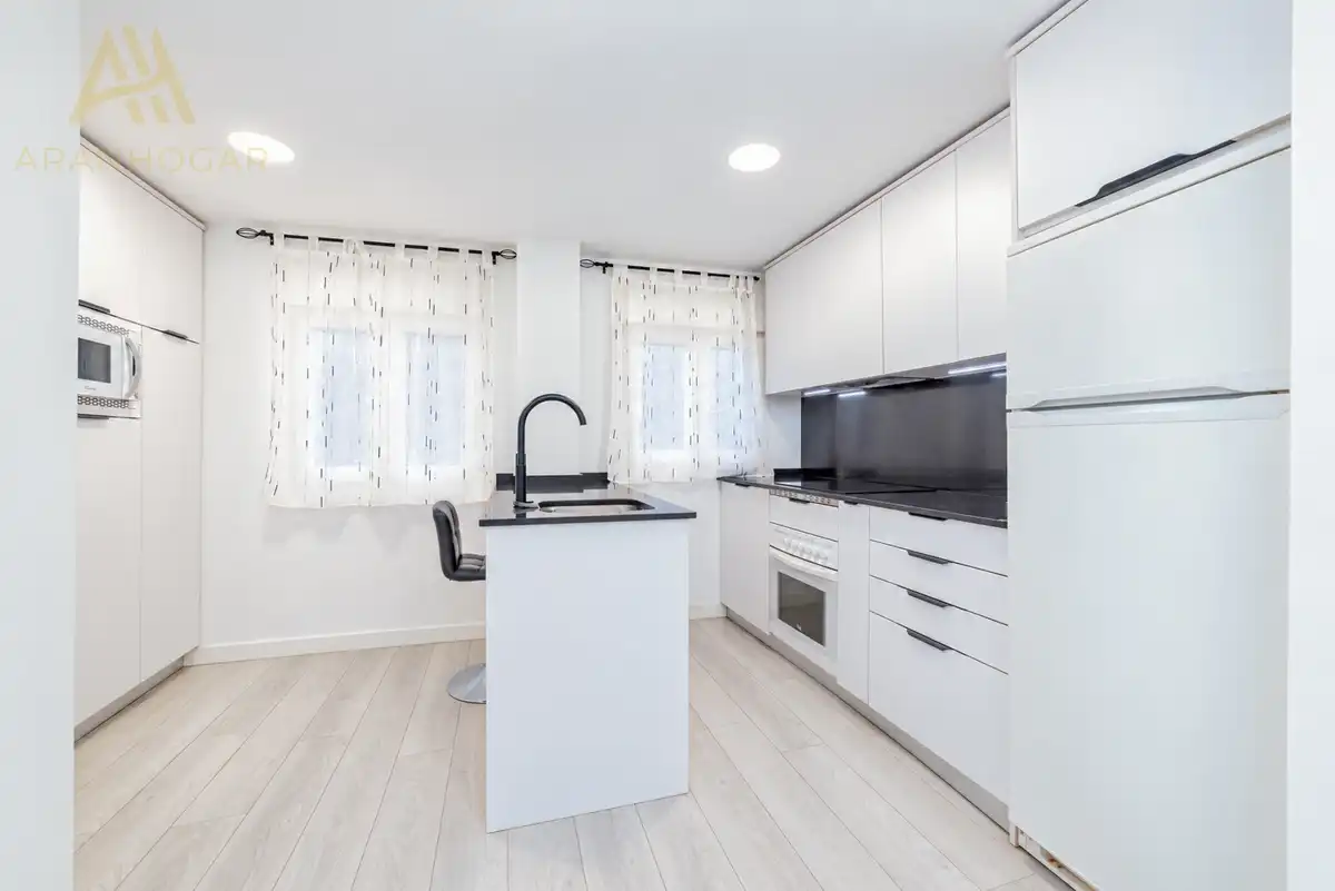 Piso con ascensor en venta en Calle de San Nicolás