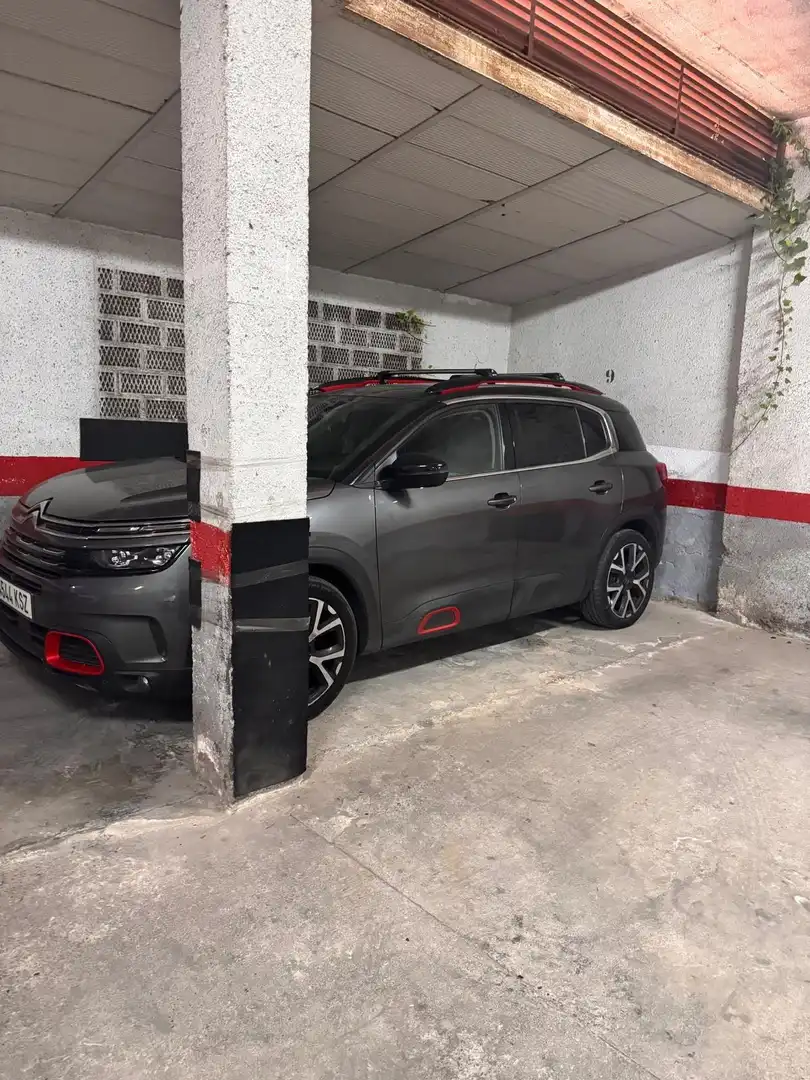 Aparcament de Garatge en venda en Santa Coloma de Gramenet