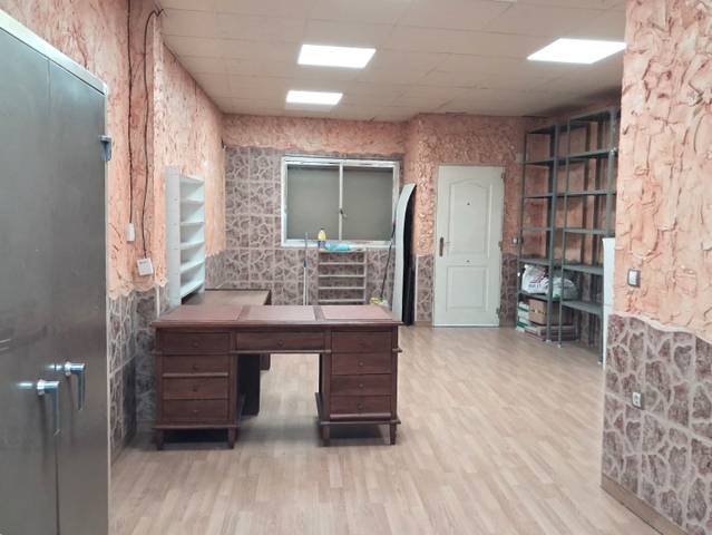 Local comercial en Alquiler en Calle de Berenguer de Bardají, 48 en Barrio de Delicias