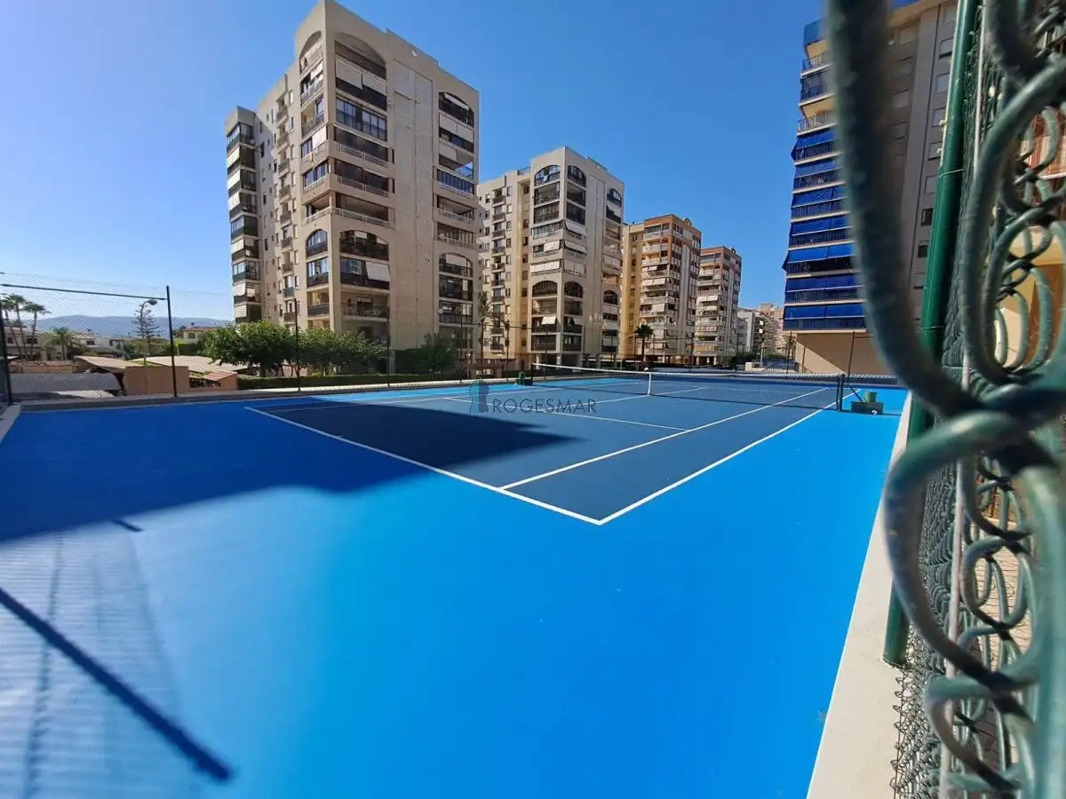 Terrassa de Apartament en venda en Benicasim / Benicàssim amb Terrassa, Traster i Piscina comunitària
