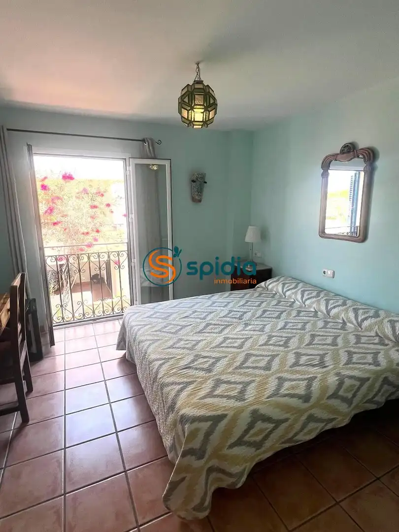 Habitación de Edificio en venta en Águilas