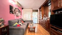 Living room of Flat for sale in  Barcelona Capital  with Heating and Balcony