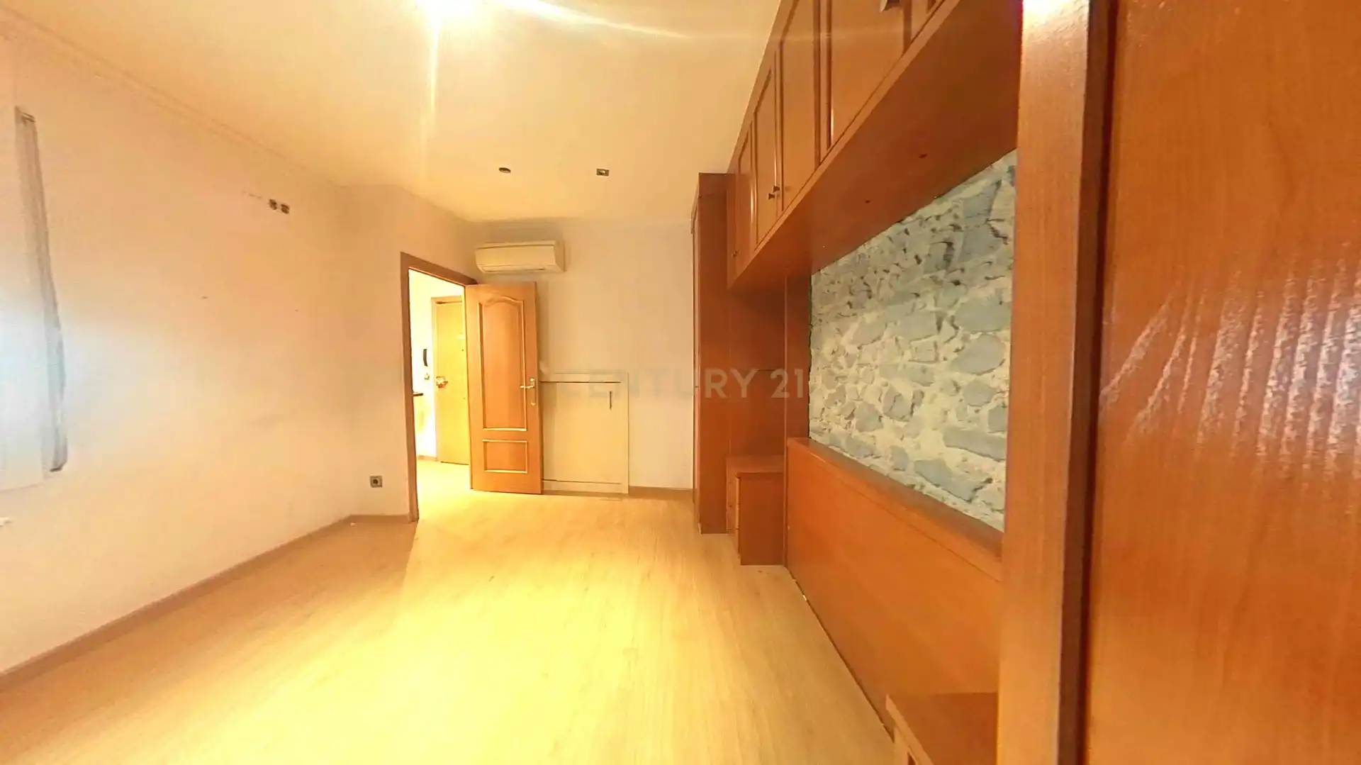 Piso en venta en Carrer de la Llanera, Sabadell, Spain, Ca n'Oriac