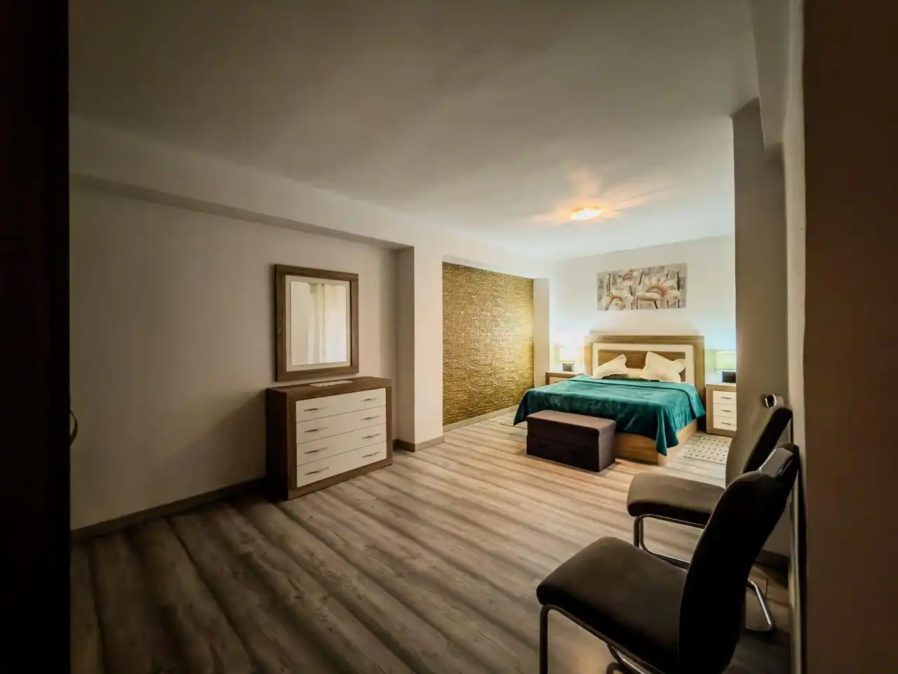 Bedroom of Flat for sale in Canals  with Air Conditioner and Balcony