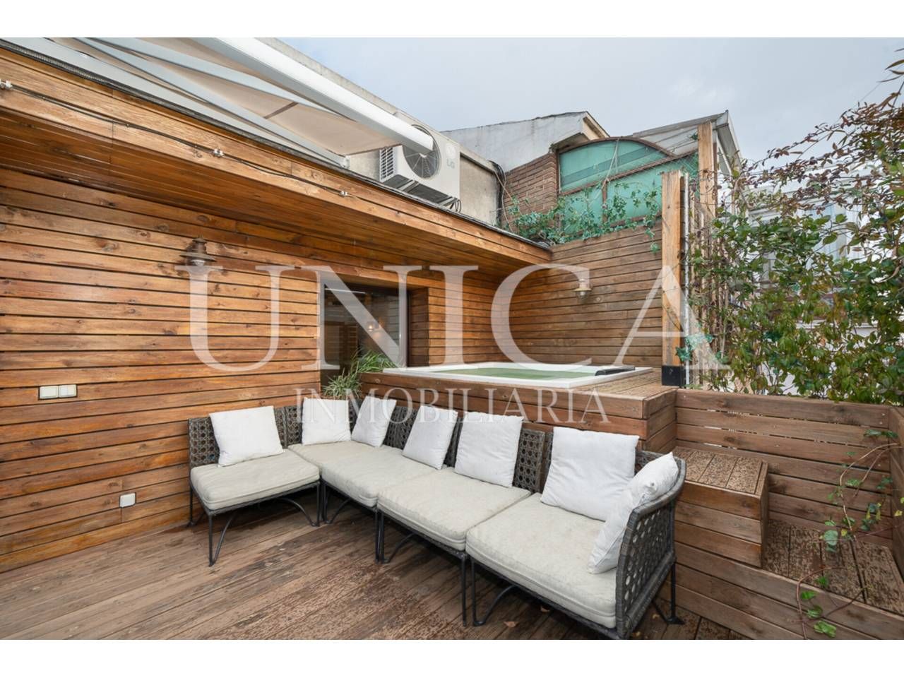 Terrace of Attic for sale in  Madrid Capital  with Air Conditioner, Heating and Parquet flooring