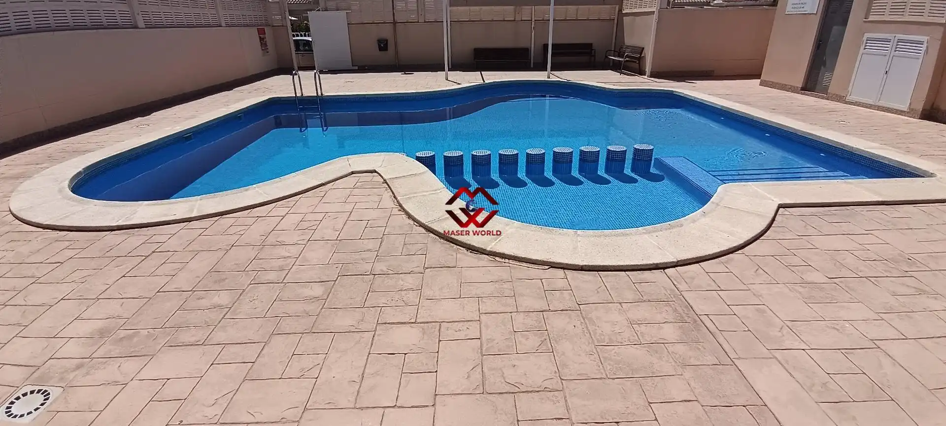 Piscina de Ático en venta en Mazarrón con Aire acondicionado, Trastero y Balcón