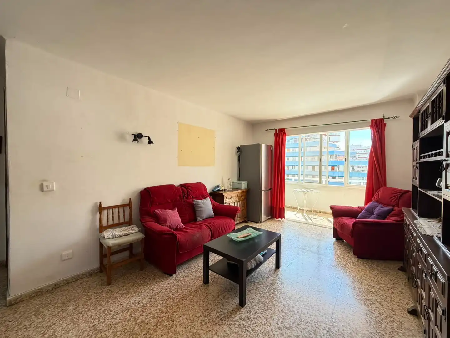 Piso con piscina en venta en Calle Infantes 58
