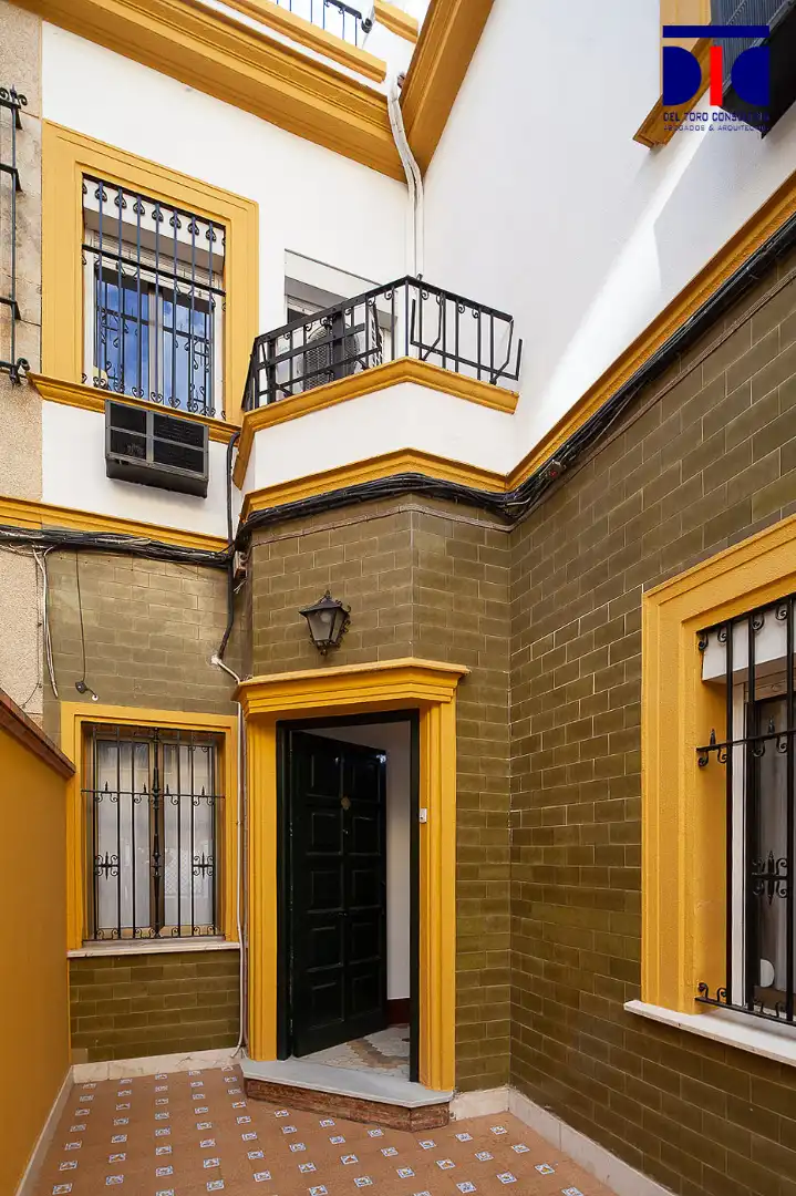 Exterior view of Detached homes for sale in Sevilla  with Air Conditioner, Heating and Furnished