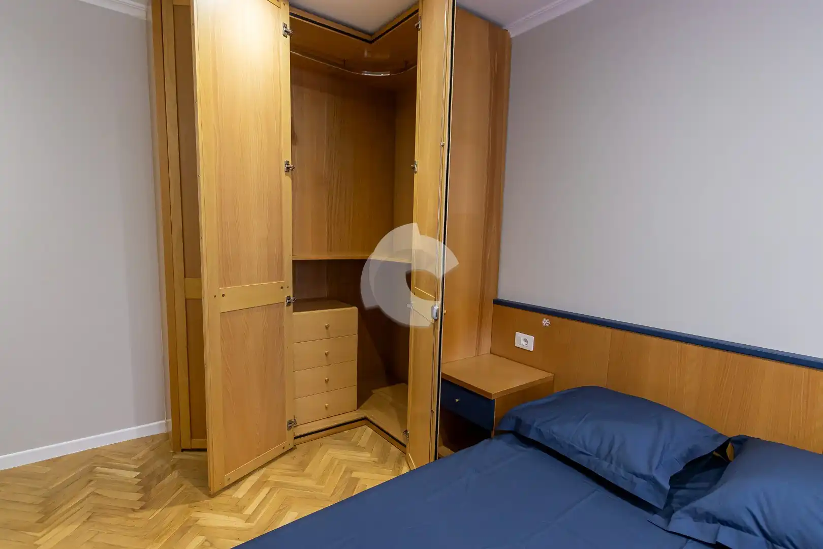 Piso de alquiler en Couto