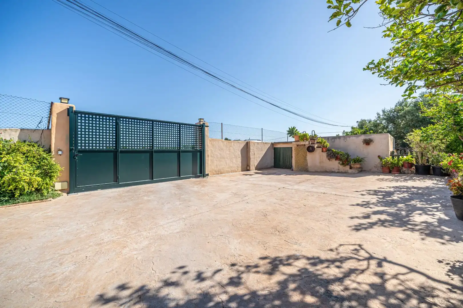 Vista exterior de Finca rústica en venta en  Palma de Mallorca con Aire acondicionado, Calefacción y Jardín privado