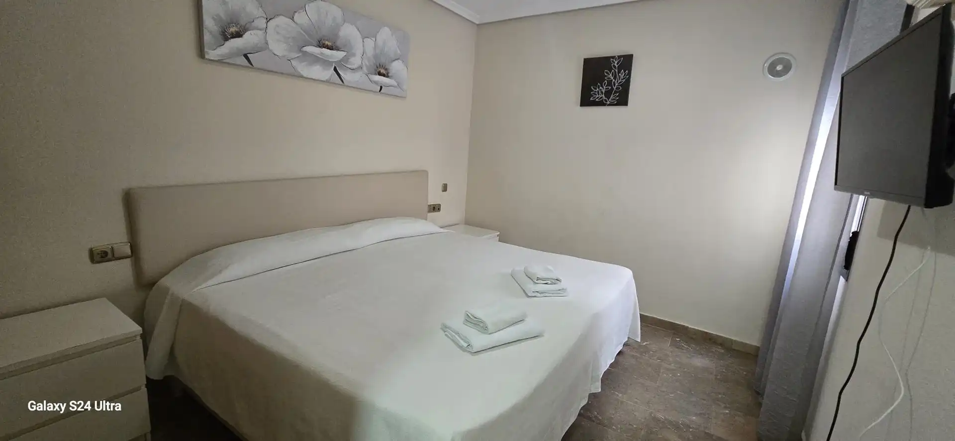 Habitación de Apartamento de alquiler en Torrevieja con Aire acondicionado, Calefacción y Terraza