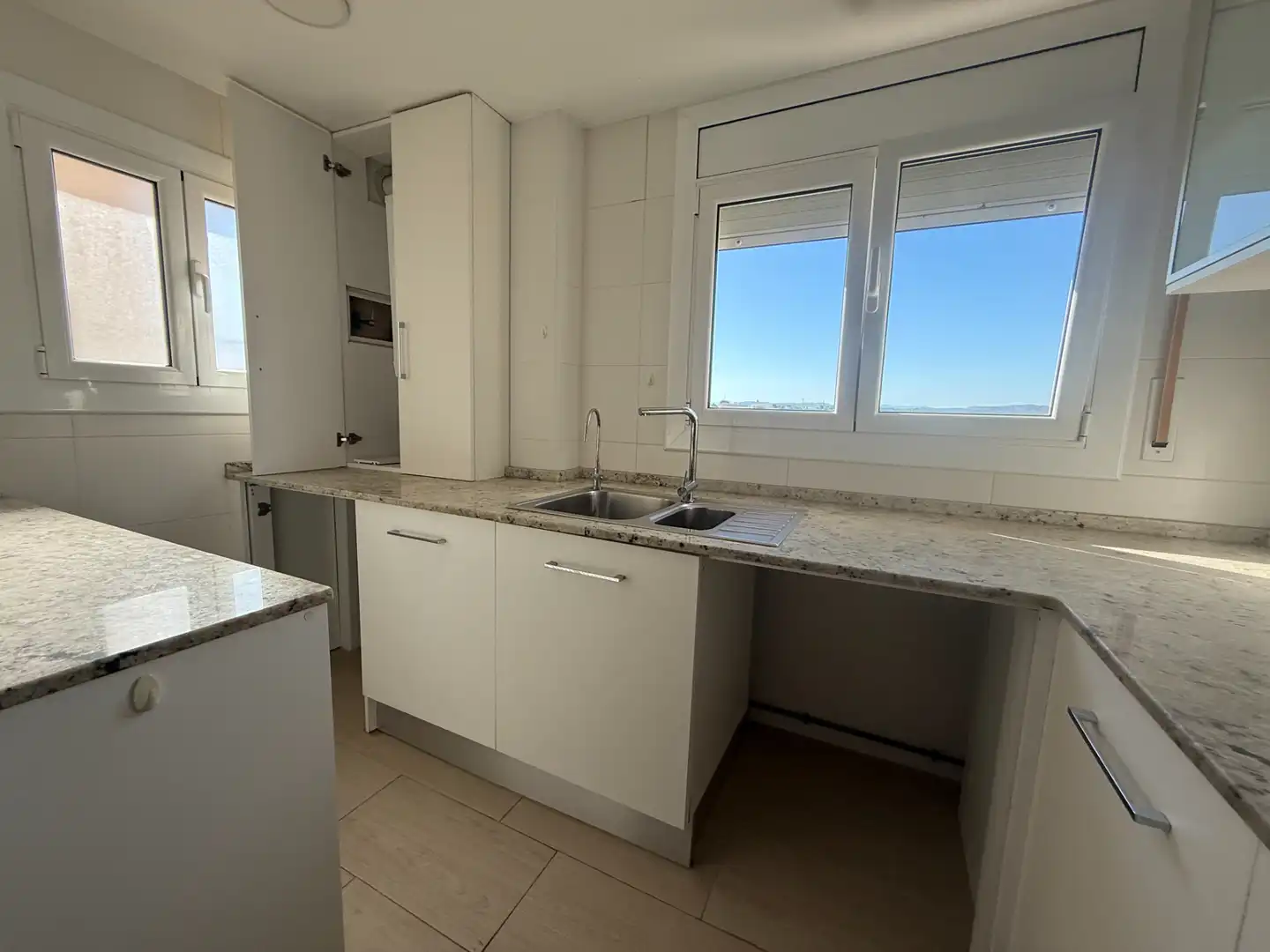 Kitchen of Flat for sale in Torredembarra  with Air Conditioner, Heating and Parquet flooring