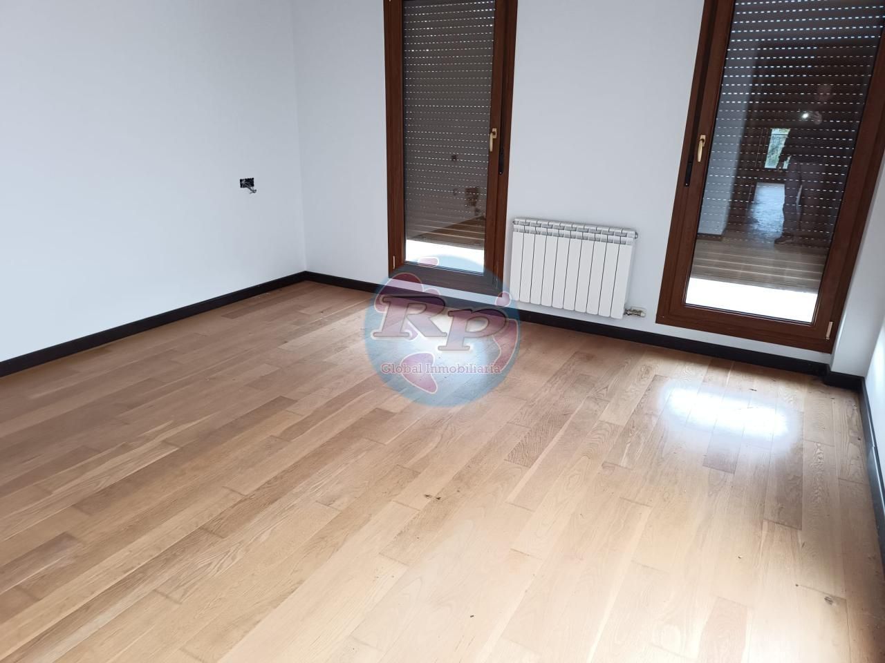 Casa o xalet en venda en Sariegos amb Calefacció, Jardí privat i Parquet