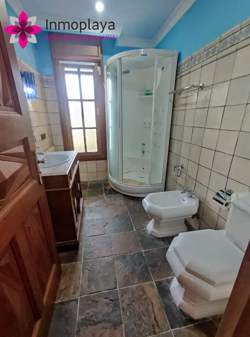Baño de Casa o chalet en venta en Noja con Jardín privado, Terraza y Trastero