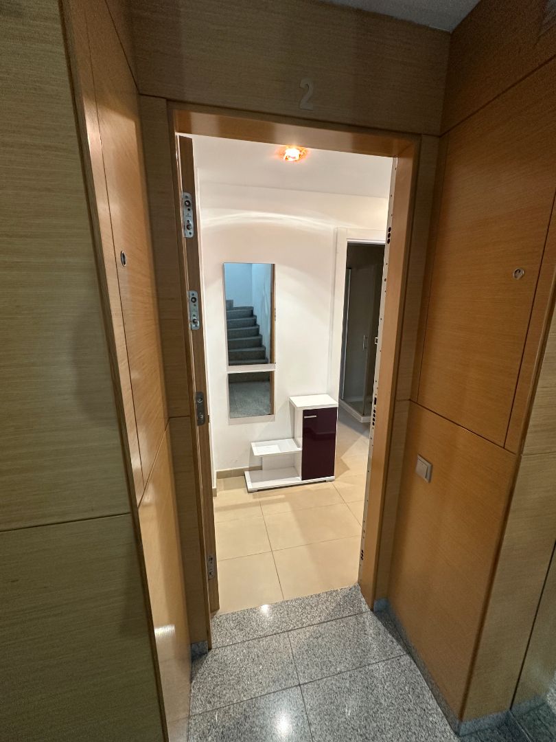 Flat for rent in Cornellà de Llobregat  with Air Conditioner, Heating and Oven