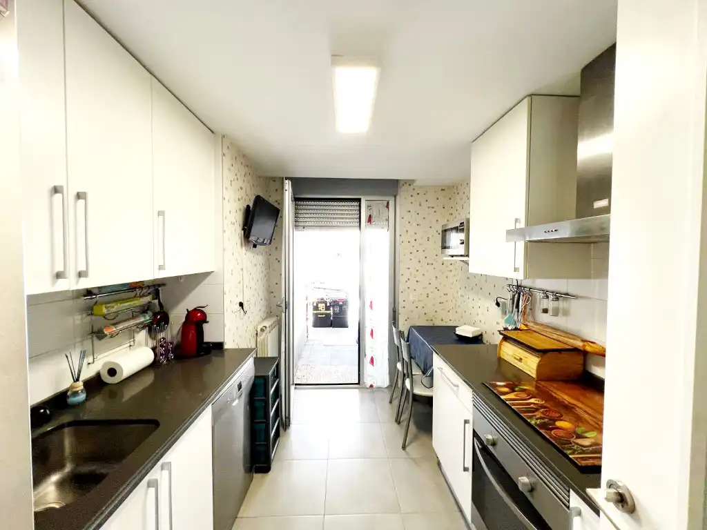 Cocina de Piso en venta en Alcalá de Henares con Aire acondicionado, Calefacción y Terraza