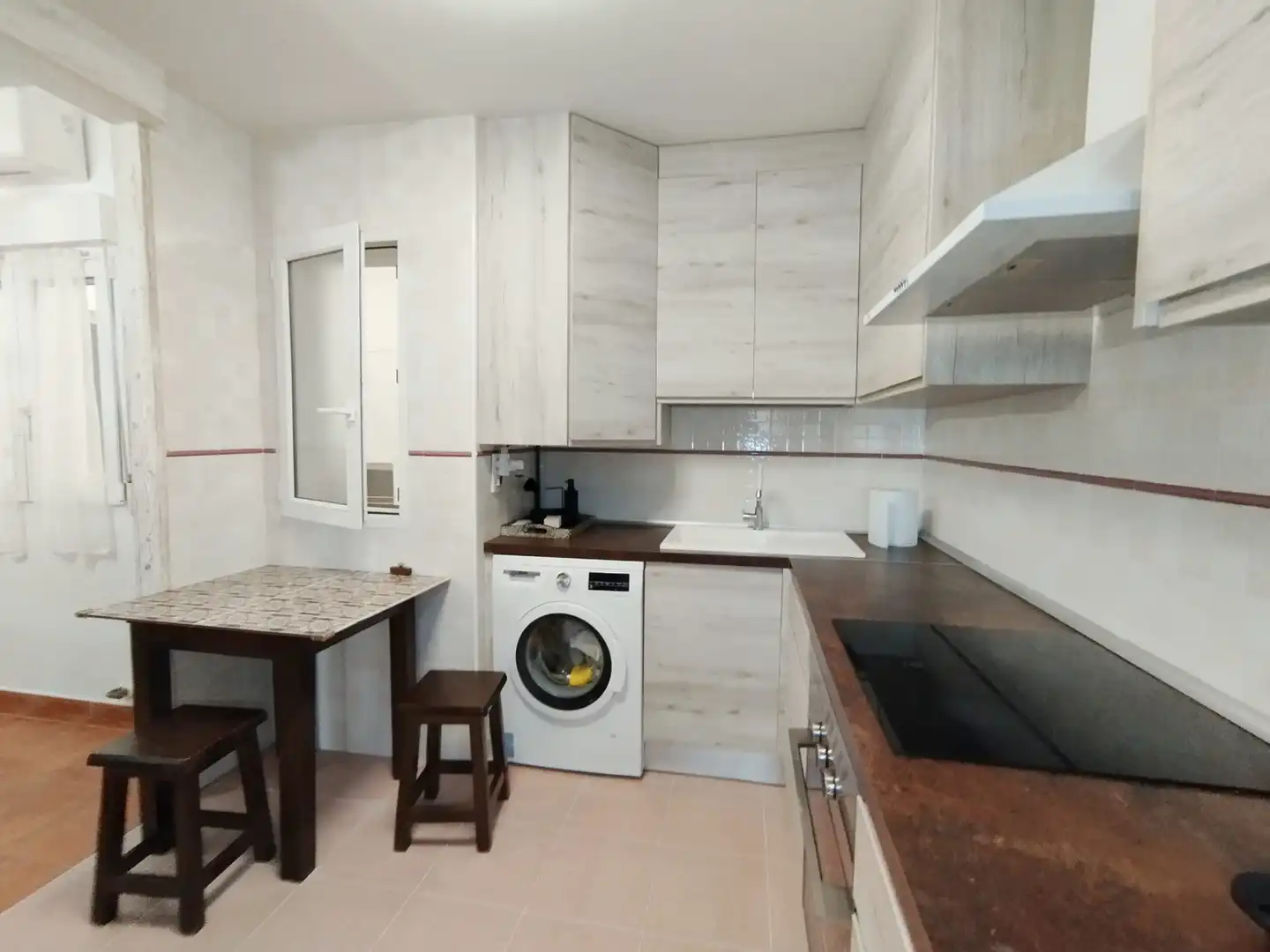 Kitchen of Flat for sale in Tomelloso  with Air Conditioner, Storage room and Furnished
