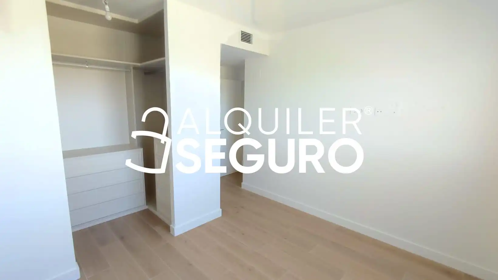 Bedroom of Flat for rent in Tres Cantos  with Air Conditioner, Heating and Terrace