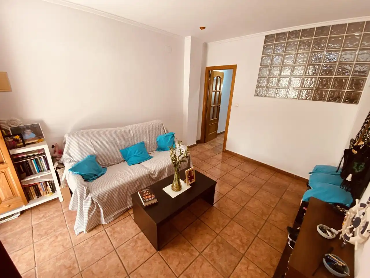 Sala d'estar de Casa o xalet en venda en Oliva amb Terrassa