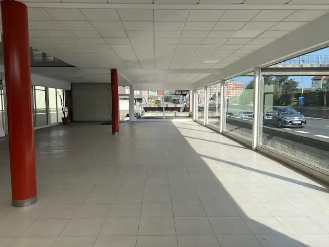 Fabrikhallen zur Miete in Camargo