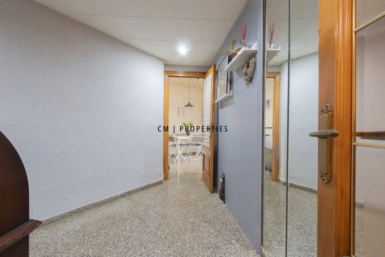 Flat for sale in Valencia  with Air Conditioner, Heating and Terrace