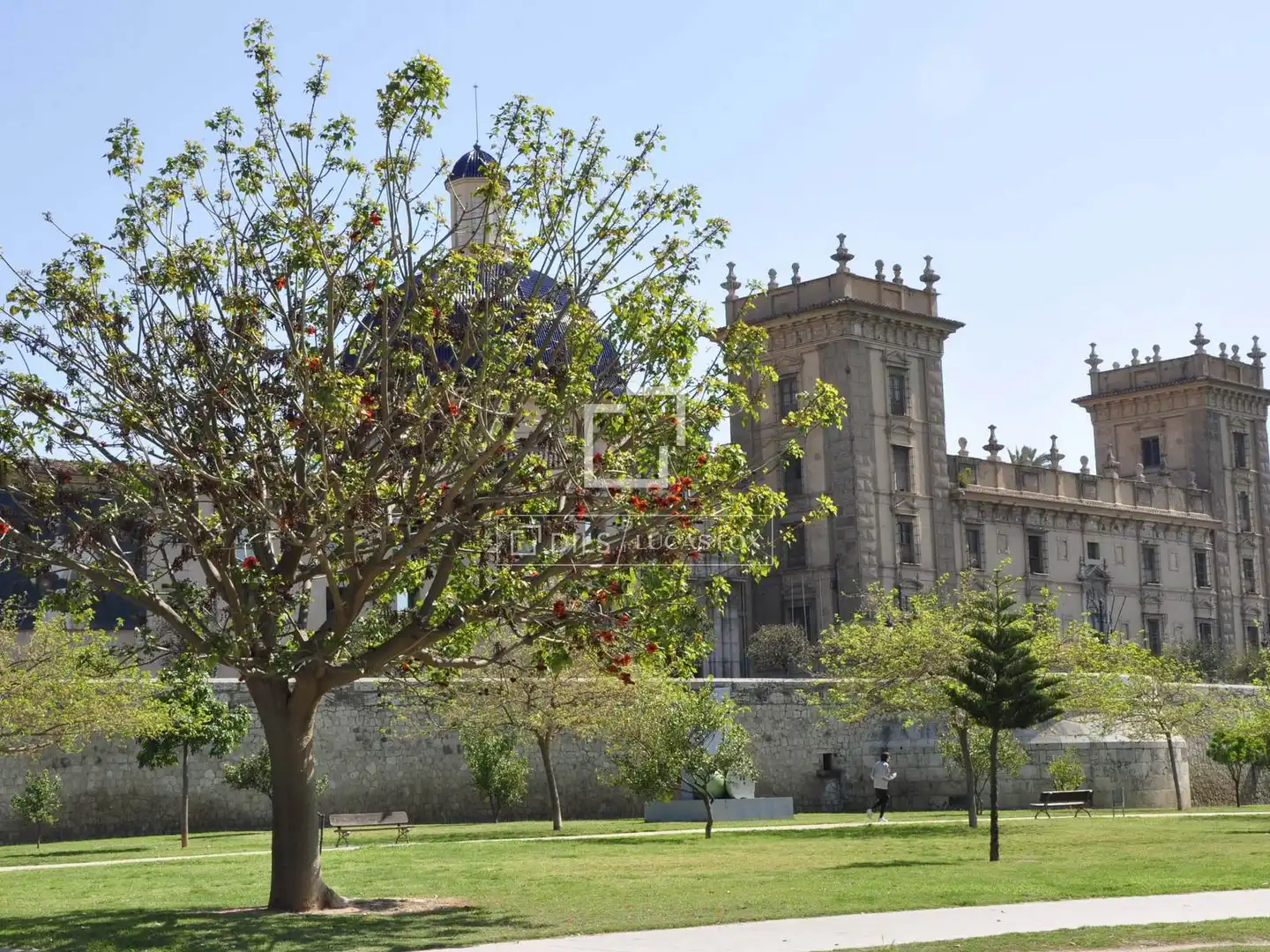 Vista exterior de Piso en venta en Valencia con Aire acondicionado, Calefacción y Parquet