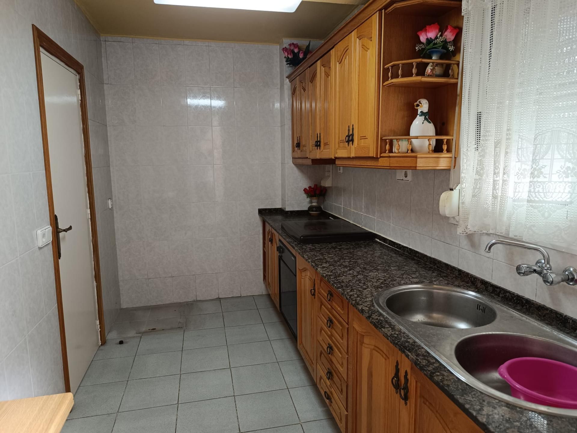 Kitchen of Flat for sale in Reus