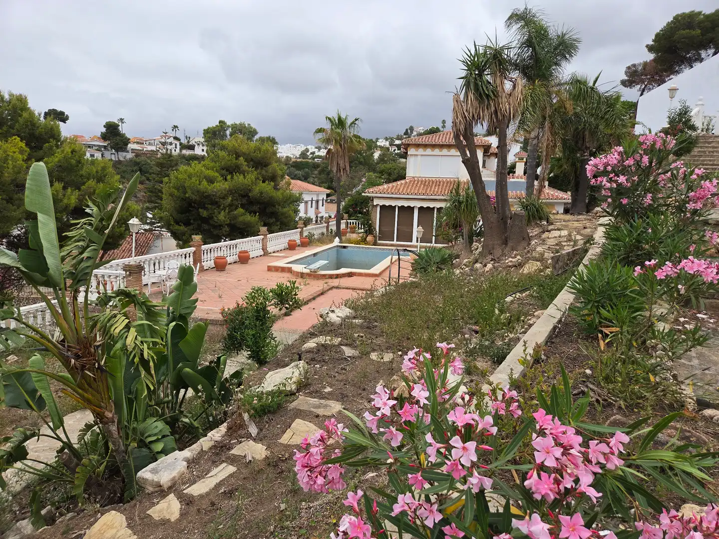 Jardín de Casa o chalet en venta en Vélez-Málaga con Aire acondicionado, Jardín privado y Terraza
