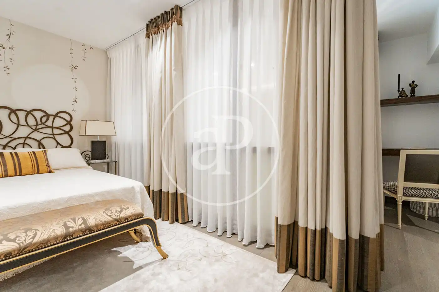 Habitación de Piso en venta en Madrid con Aire acondicionado, Calefacción y Jardín privado
