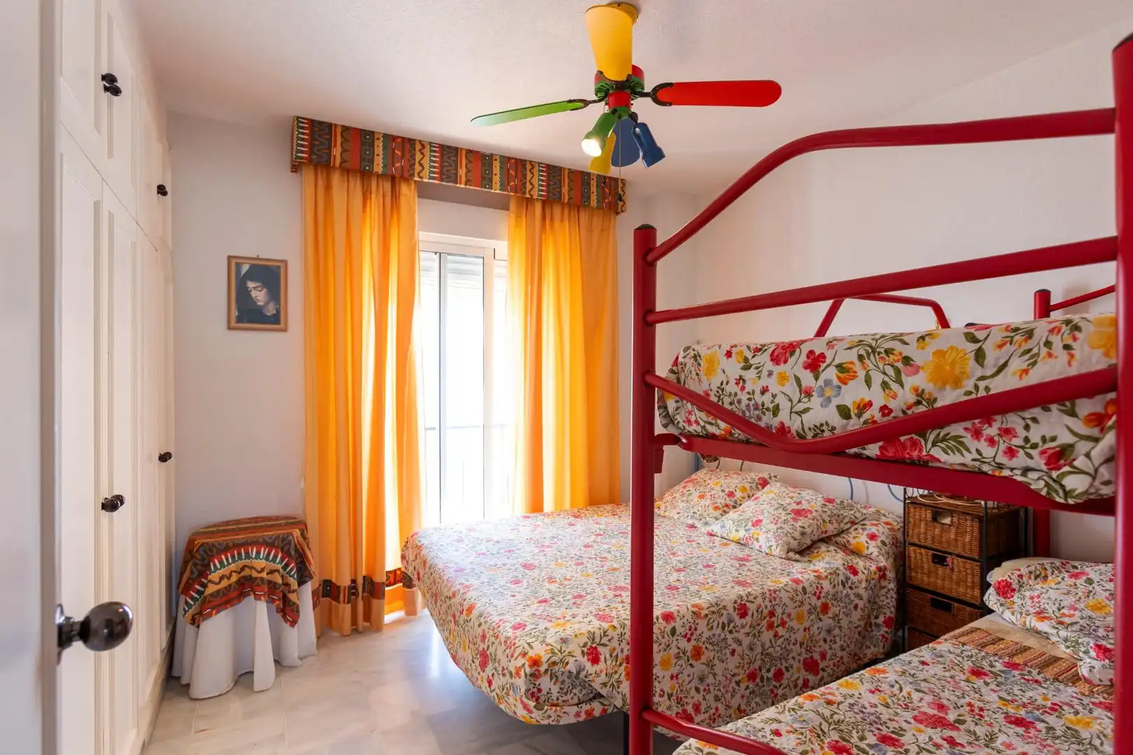 Habitación de Ático en venta en Motril con Calefacción, Terraza y Amueblado