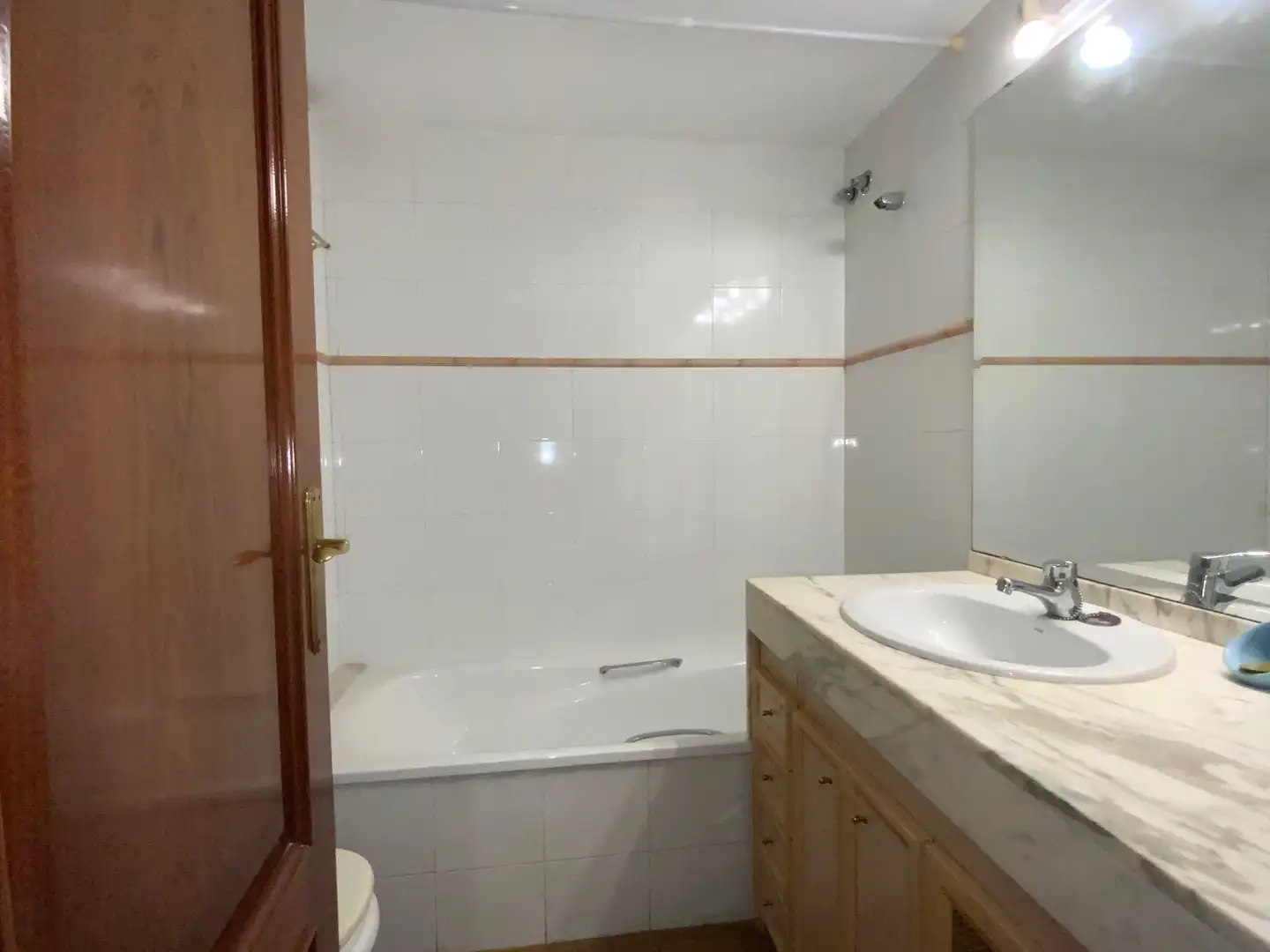Baño de Piso en venta en Mataró con Aire acondicionado, Calefacción y Parquet