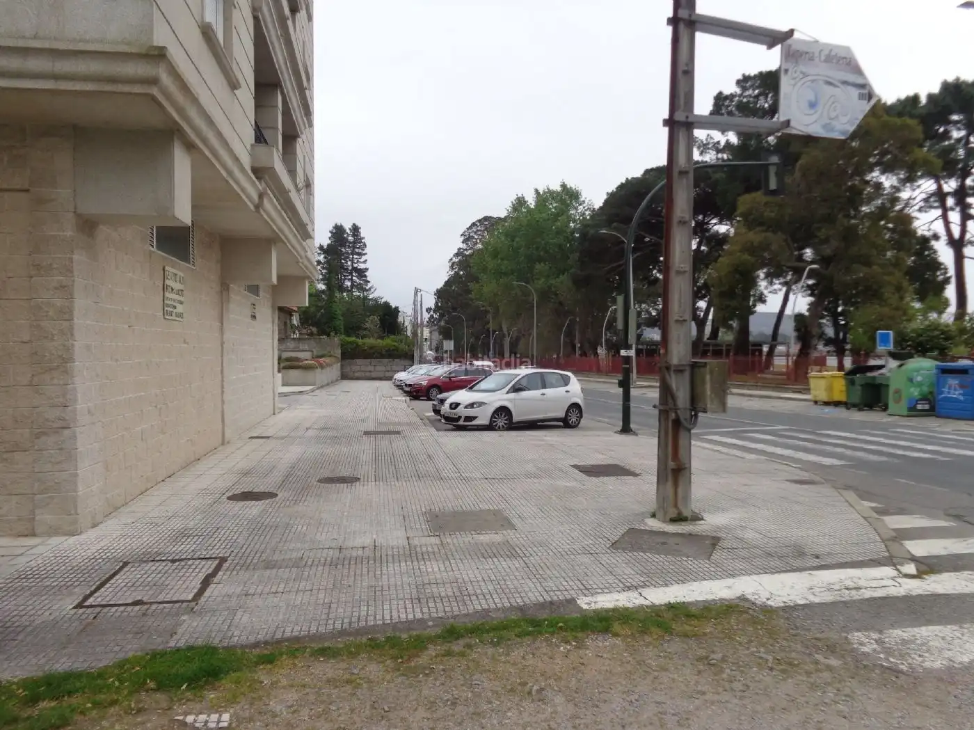 Local comercial en venta en Avenida Rosalía de Castro 98, imagen 8