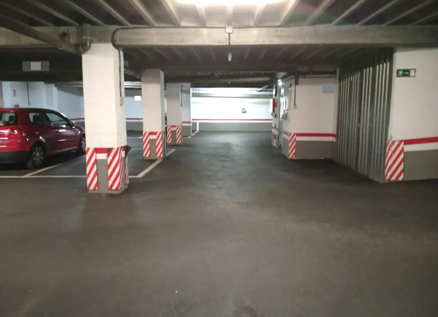 Parkplatz von Garage zum Verkauf in Oviedo 