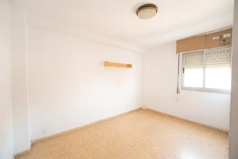 Habitación de Piso en venta en Valencia con Aire acondicionado y Calefacción