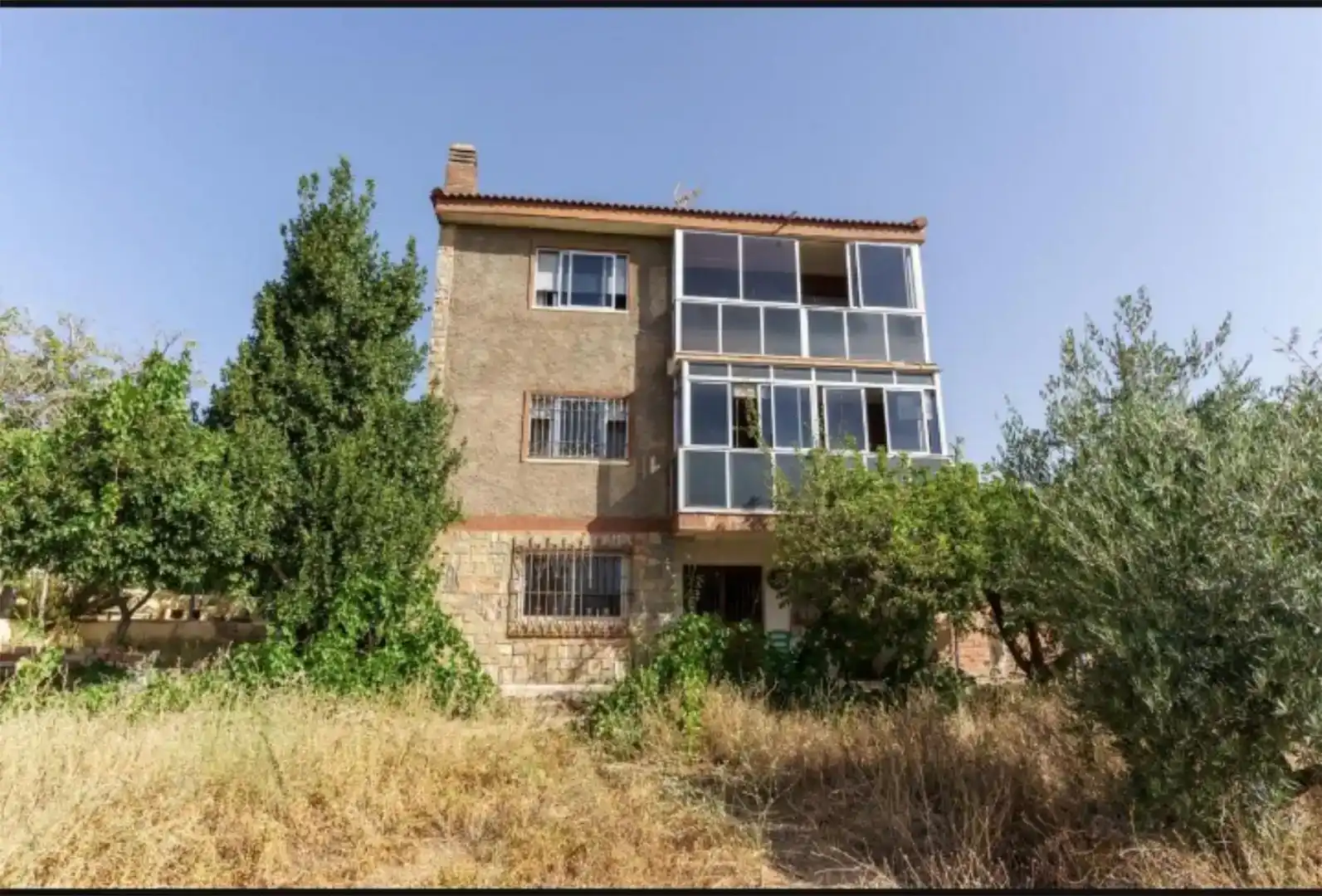 Vista exterior de Finca rústica en venta en Diezma con Jardín privado, Parquet y Piscina