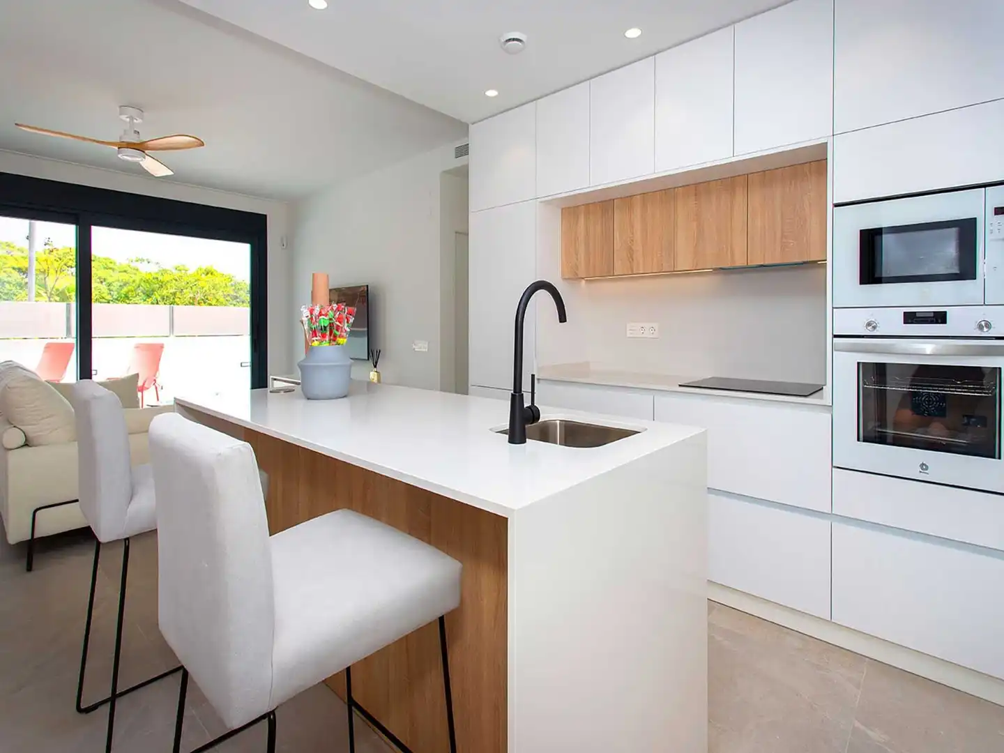 Chalet con piscina en venta en Avenida Cristo Resucitado, imagen 12