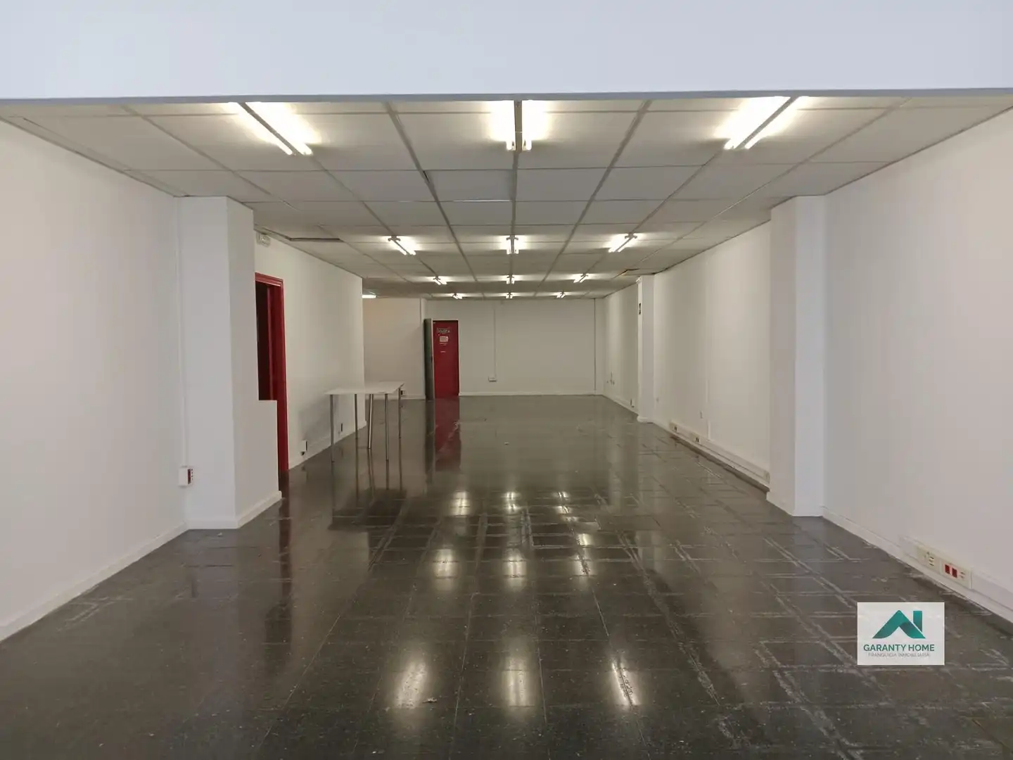 Nave industrial en venta en Ciudad Vieja