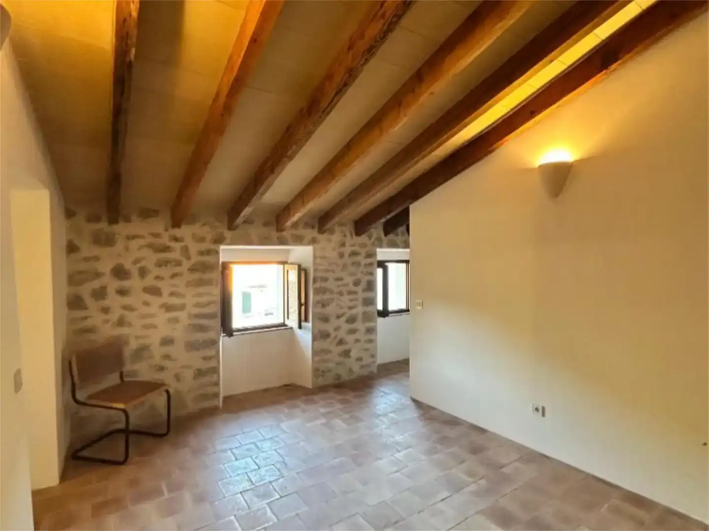 Casa adosada en venda en Puigpunyent amb Balcó
