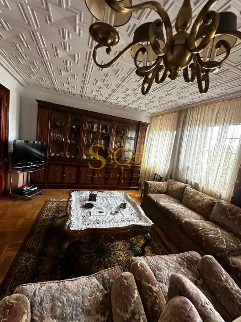Sala de estar de Casa o chalet en venta en Cabrillanes con Calefacción y Jardín privado