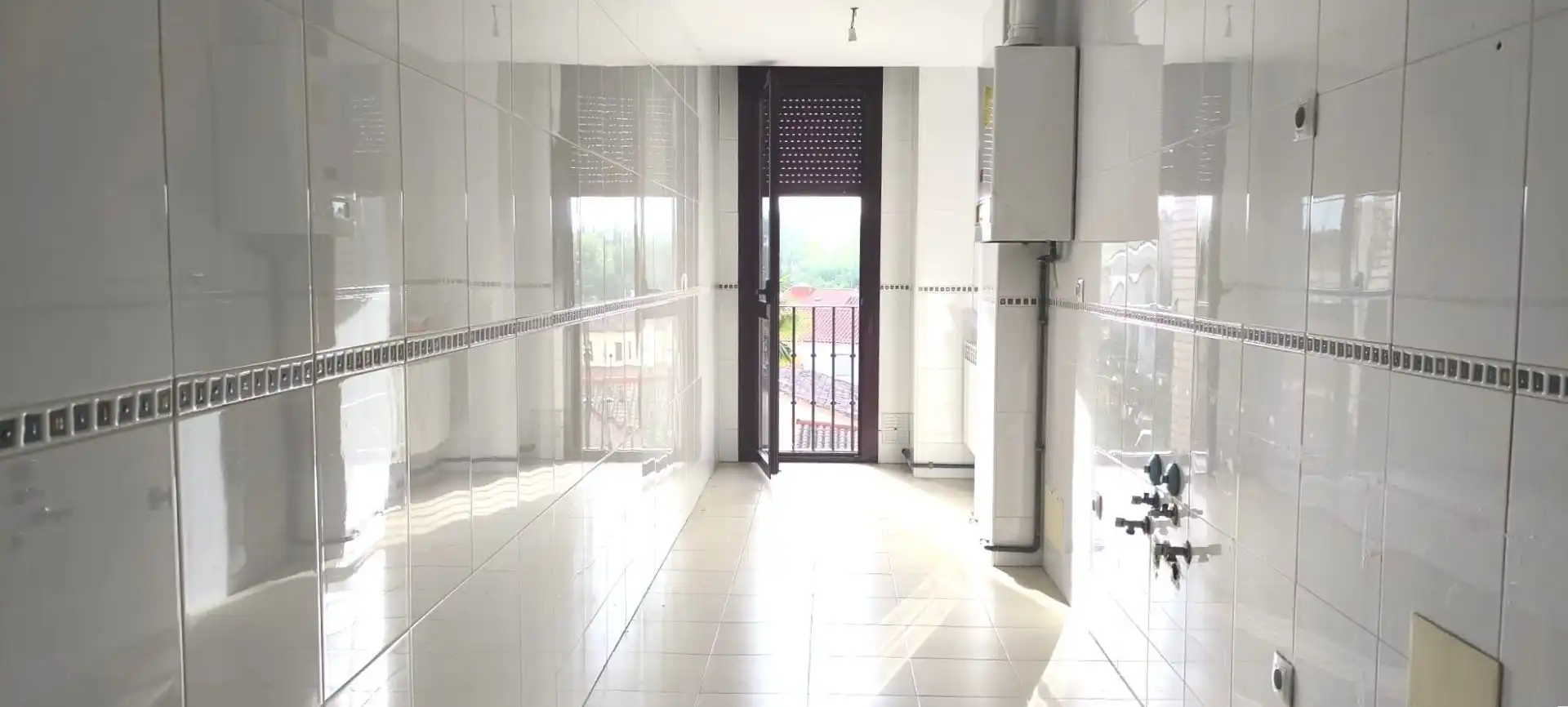 Apartament en venda en Alberite amb Calefacció, Terrassa i Traster