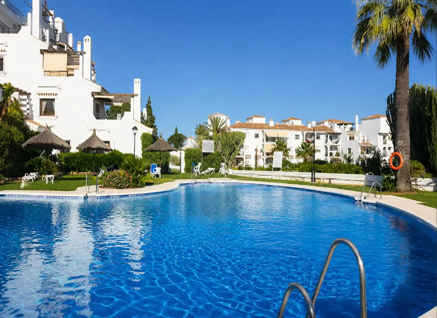 Garten von Wohnungen zur Miete in Mijas mit Klimaanlage, Terrasse und Möbliert