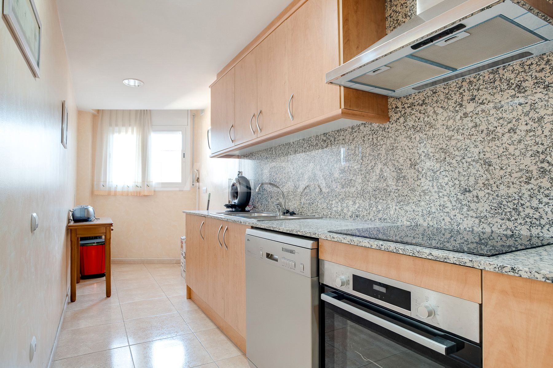 Kitchen of Flat for sale in Santa Coloma de Gramenet  with Heating, Terrace and Storage room