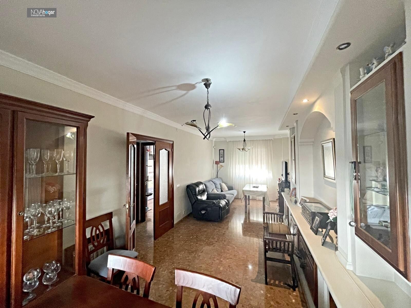 Sala de estar de Casa adosada en venta en Cártama con Aire acondicionado, Terraza y Trastero