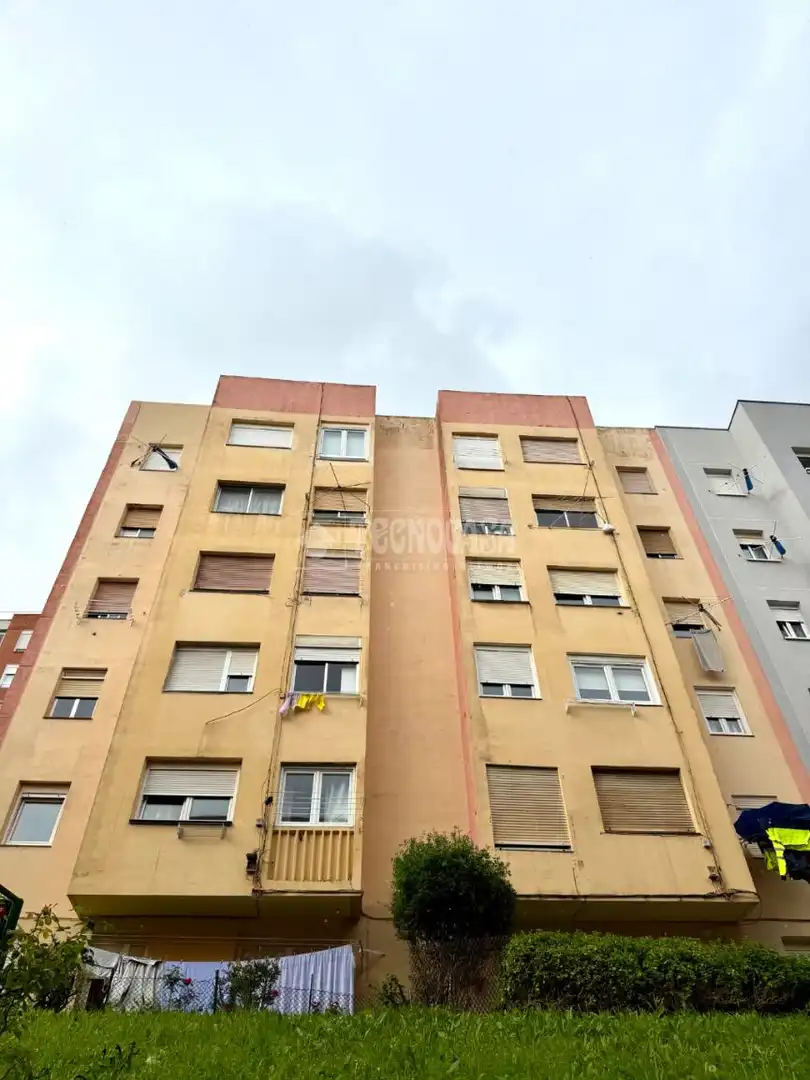Vista exterior de Piso en venta en Santander con Calefacción