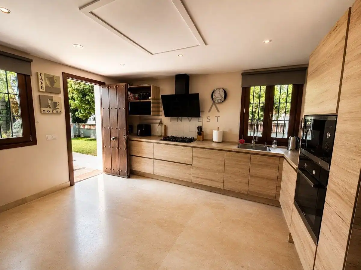 Chalet con piscina en venta en Mijas Golf, imagen 3
