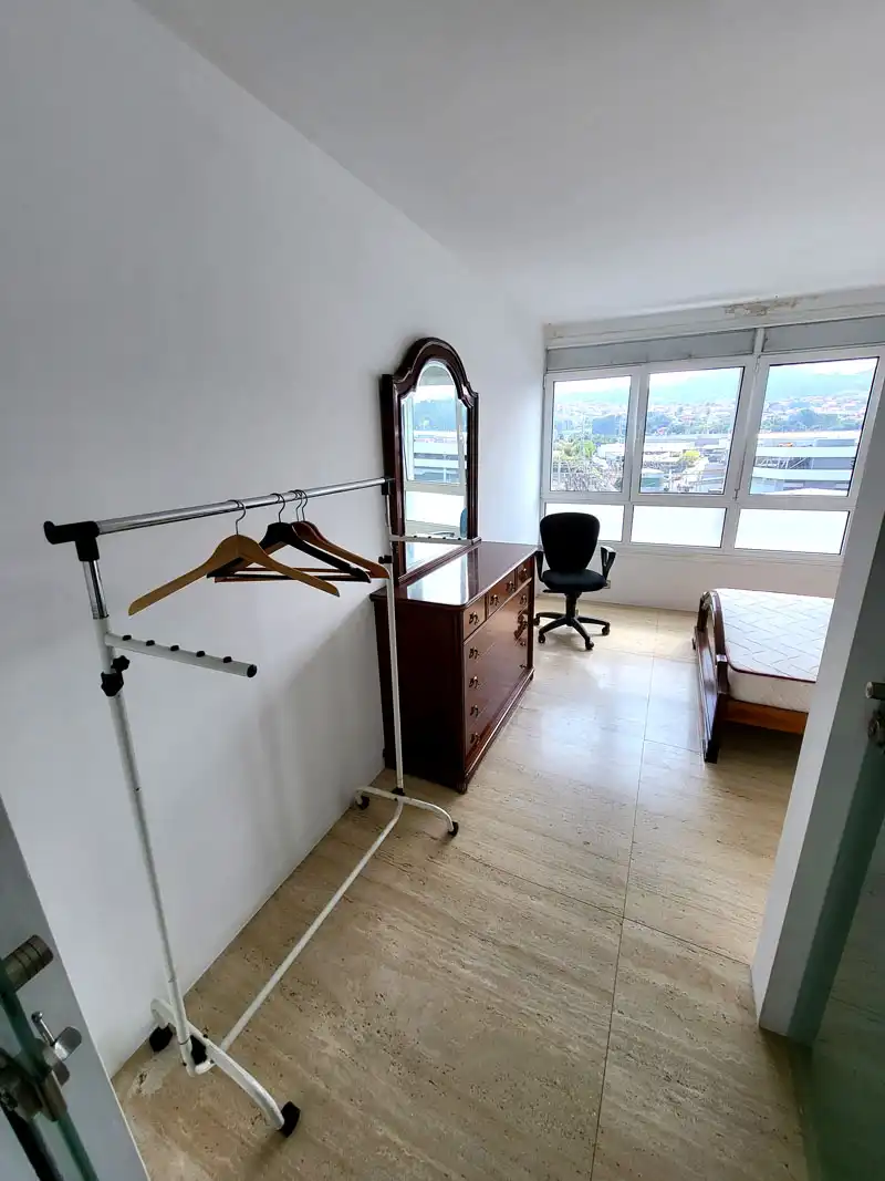 Habitación de Piso de alquiler en Vigo  con Amueblado, Horno y Lavadora