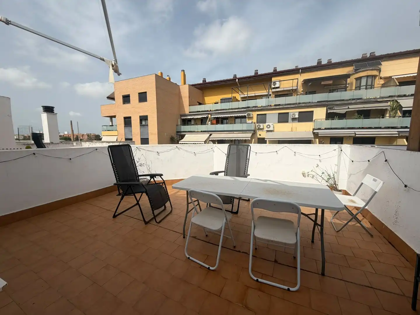 Terrassa de Casa adosada en venda en Catarroja amb Terrassa, Traster i Moblat