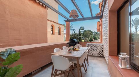 Foto 2 de Pis en venda a Calle de la Rosa, Paraiso - Barronal, Málaga