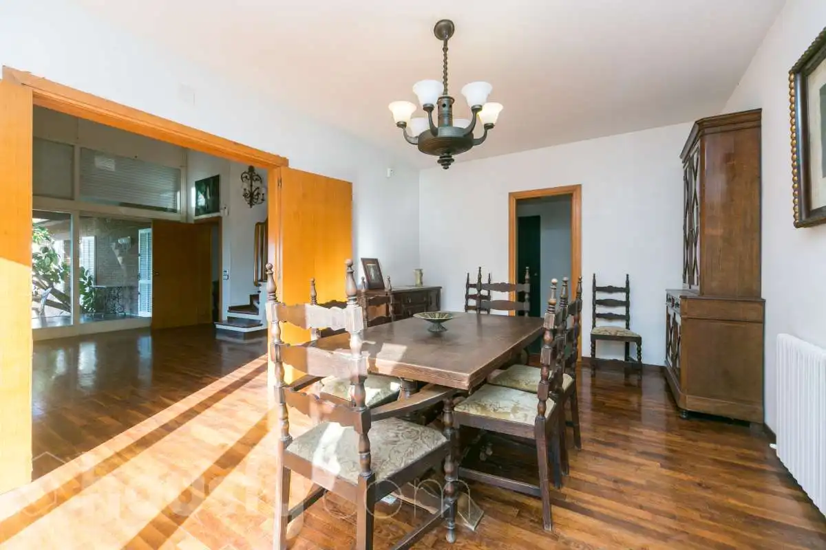 Menjador de Casa o xalet en venda en Tarragona amb Calefacció, Jardí privat i Parquet
