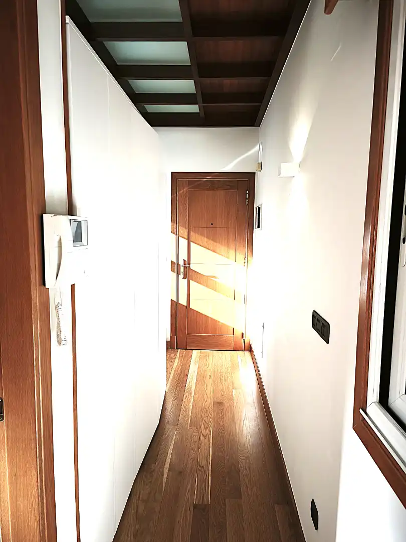 Piso de alquiler en Vigo  con Terraza, Trastero y Amueblado